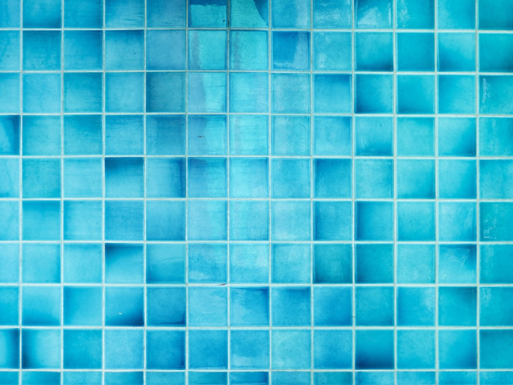 azulejo azul piscina claro 15x15 brillo