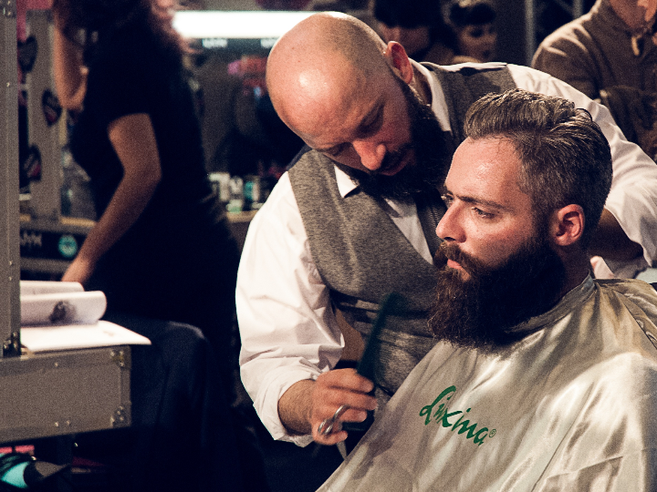 barber wall street sevilla