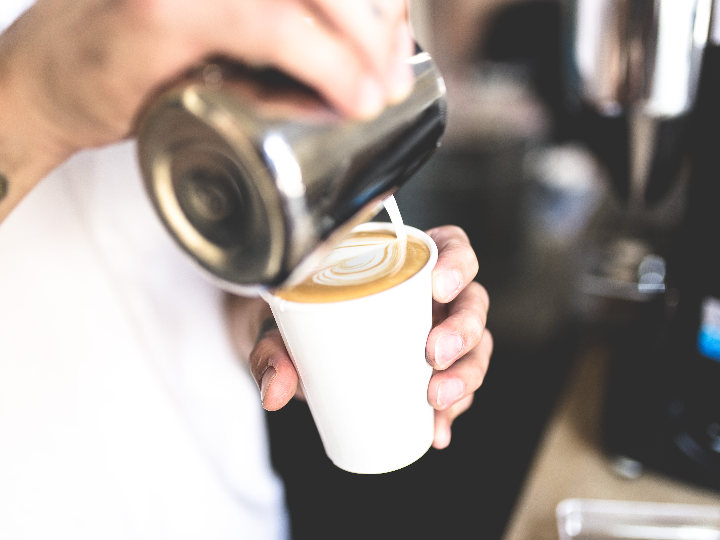 barista profesional la tecnica del latte art