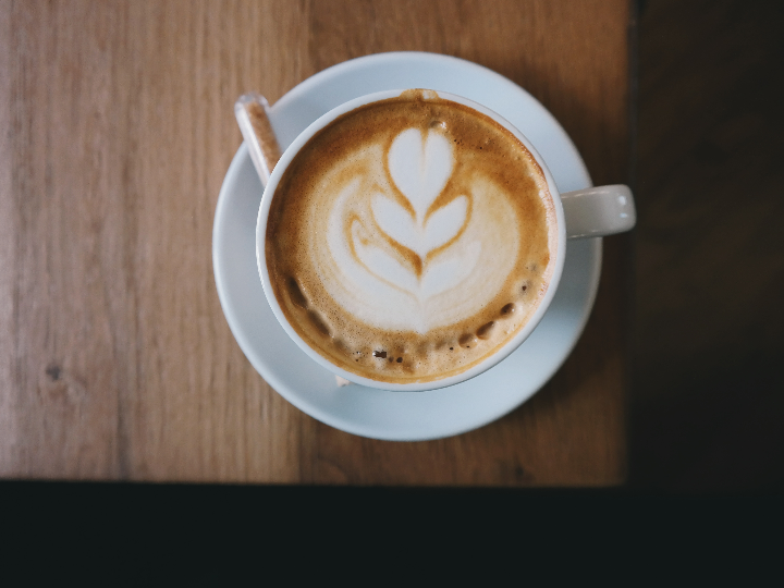 descubre la deliciosa experiencia del cafe noisette analisis positivos de esta bebida internacional