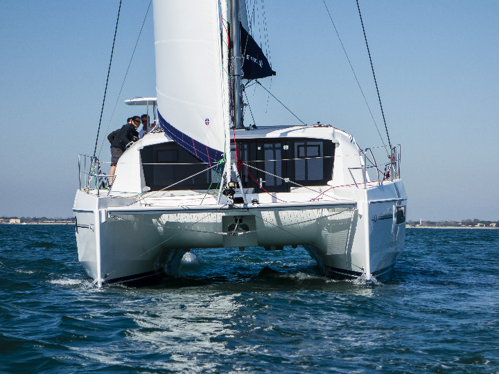 elementos de maniobra control y regulacion