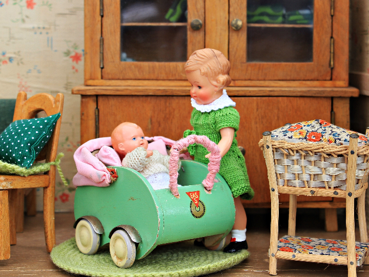 reposapies para silla de coche kneeguardkids 4