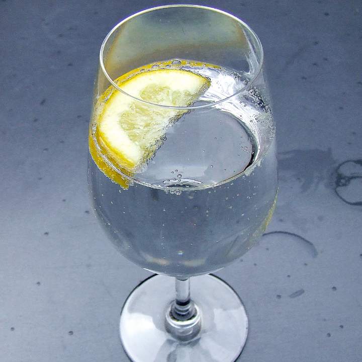 seltzer water descubre los beneficios de esta bebida internacionalmente reconocida